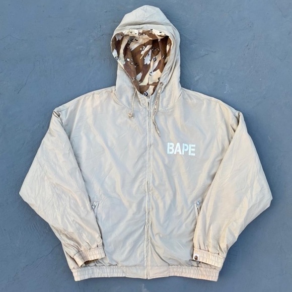 Men's Camouflage Hooded Windbreaker - Picture 2 of 2